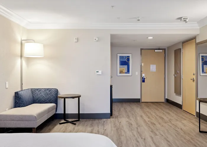 Holiday Inn Express Hotel & Suites Vacaville By Ihg